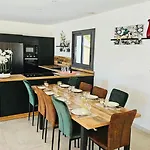 Luxueuse En Provence, Luberon Villa *